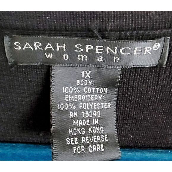 Sarah Spencer Woman 1X Womans Sweater Black Short Sleeve Knit V-Neck Embroidered - Picture 7 of 7